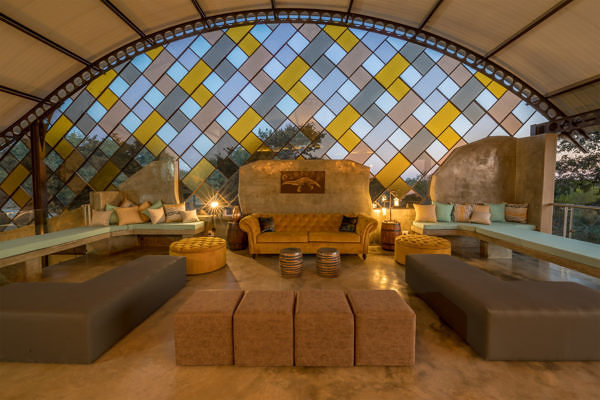 Pangolin_Chobe_Hotel-ab0i4426-hdr