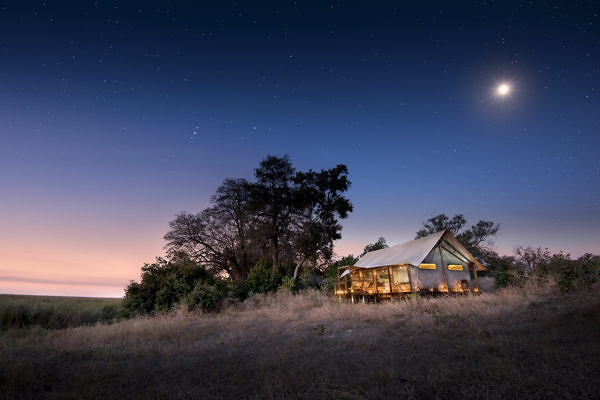 Linyanti-Bush-Camp-linyanti-bush-camp-chobe-enclave-botswana-camp-at-night-luxury-safari-lodge-african-bush-camps