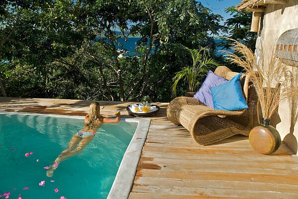 Kaya-Mawa-mbamba-pool
