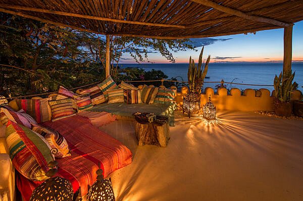 Kaya-Mawa-ndomo-swahili-terrace1