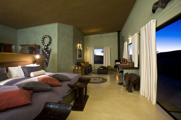 Okonjima-Luxury-Bush-Camp-04bushr9