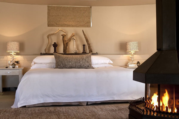 Sossusvlei-Desert-Lodge-sossusvlei-desert-lodge-bedroom2