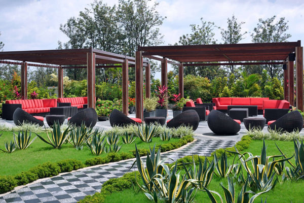 Kigali_Marriott-kglmc-terrace-0050-hor-clsc