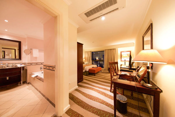 Kigali_Serena-kigalidoublewithbath1