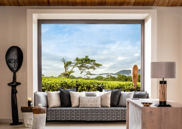 One_and_Only_Nyungwe_House-oo-nyungwehouse-wellness-spa-reception-window-wide-1215-master