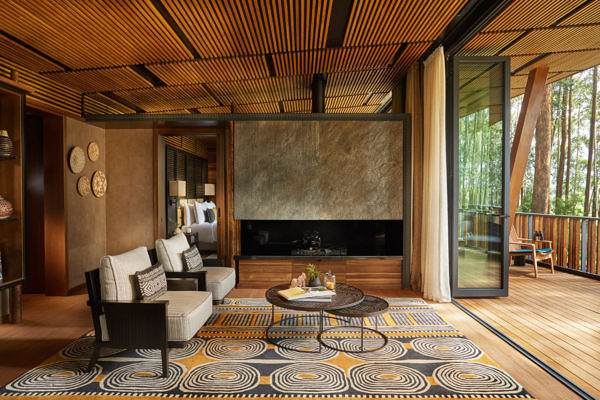 One_and_Only_Gorillas_Nest-oo-gorillasnest-accomodation-virunga-suite-lounge-no-tv-0777-master-1