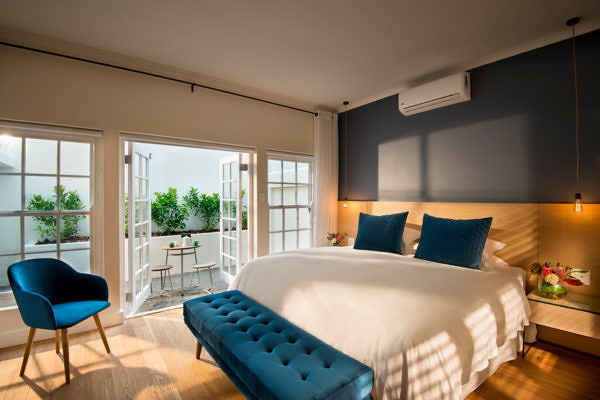 More-Quarters-Hotel-more-quarters-one-bedroom-3-preview-maxwidth-2000-maxheight-2000-ppi-300-quality-1002