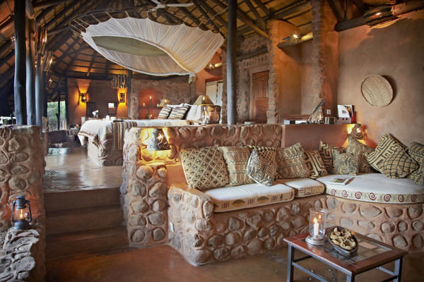 Stanley-Safari-Lodge-honeymoon-suite-open-7