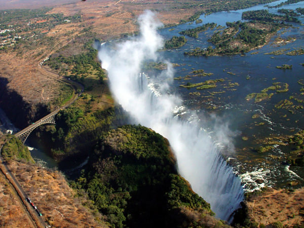 Stanley-Safari-Lodge-victoria-falls-42