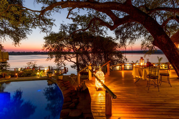Tongabezi-dining-room-over-pool-1