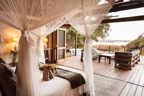 Chiawa-Camp-cc-safari-suite-bedroom-looking-out