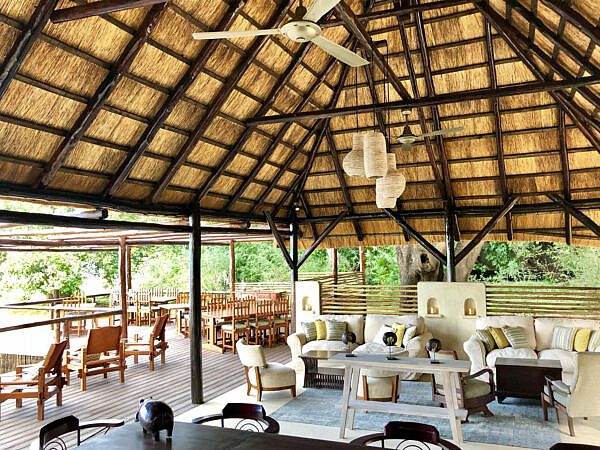Chiawa-Camp-chiawa-interior-new-bar-dining