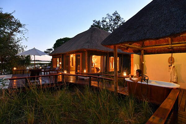 Royal-Zambezi-copper-bath