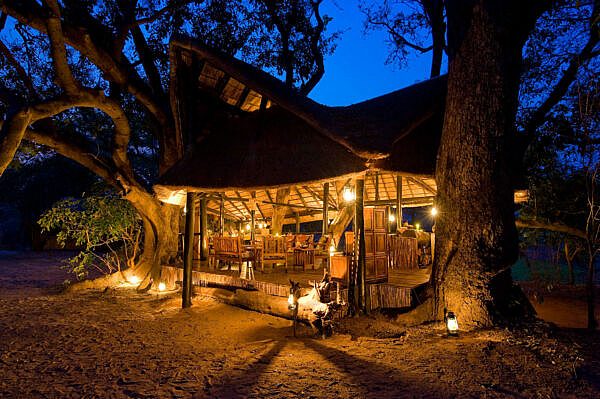 Bilimungwe-Lodge-bushcamp202