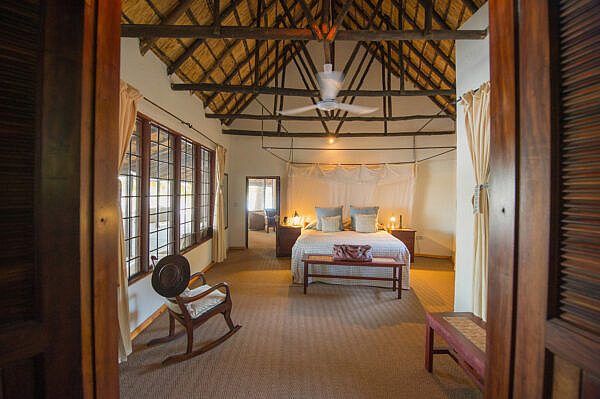 Robins-House-gbp-rps-luangwa-2017-1224