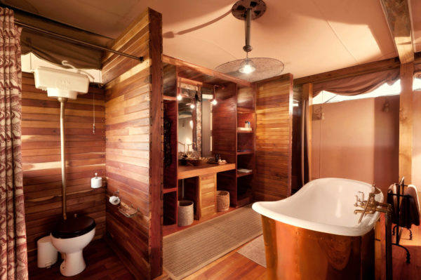 Somalisa_Camp-7-somalisa-camp-hwange-national-park-zimbabwe-luxury-safari-lodge-african-bush-camps-bathroom-1
