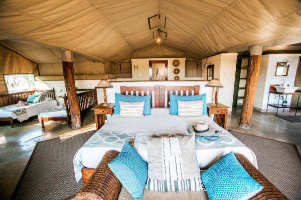 The_Hide-6-the-hide-deluxe-tents14-family-tent