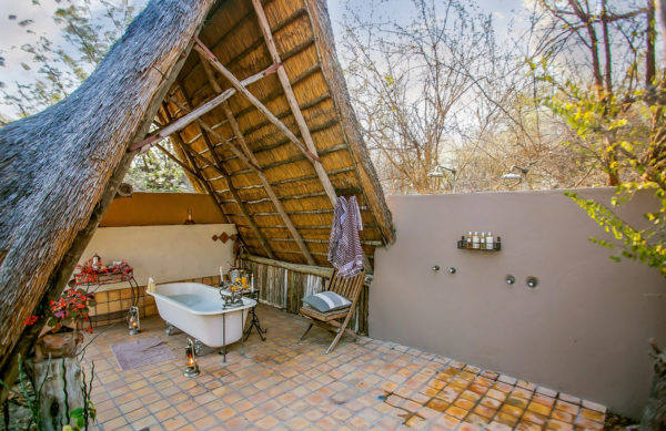 The_Hide-the-hide-deluxe-tents16-honeymoon-outdoor-bath