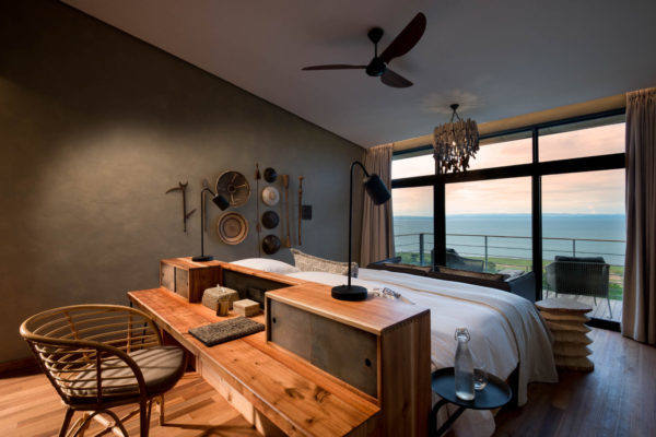 Bumi_Hills_Safari_Lodge-5-bumi-hill-safari-lodge-lake-kariba-zimbabwe-luxury-lodgebaobab-villa1