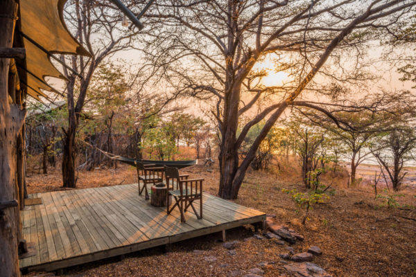 Changa_Safari_Camp-7-deluxe-tent-deck